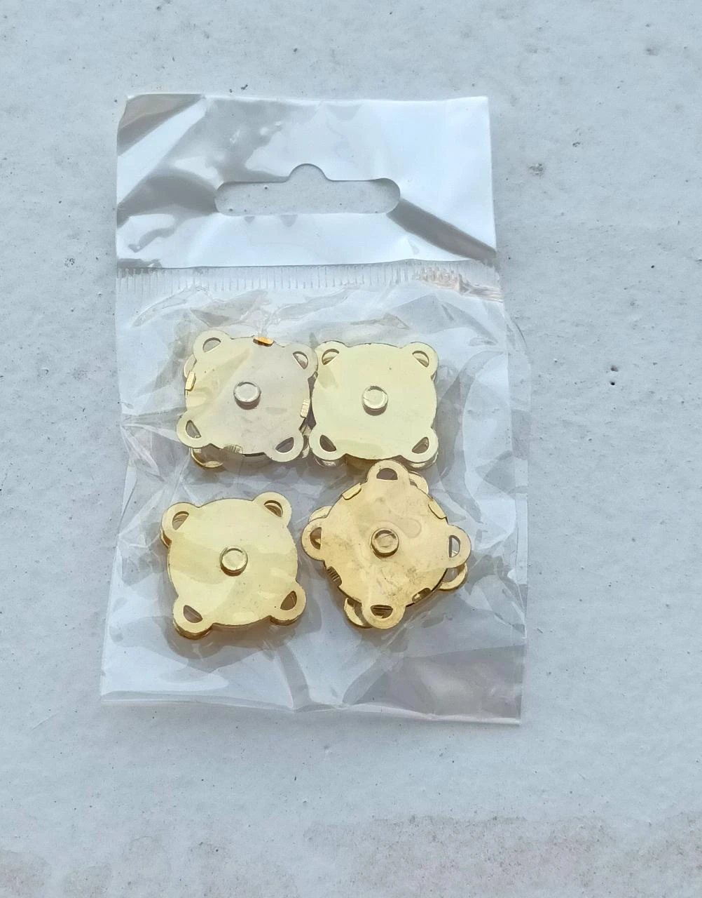 4 boutons-pression magnétiques dorés pour sac à main